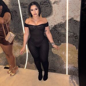 Maniere De Voir Black Textured Garment